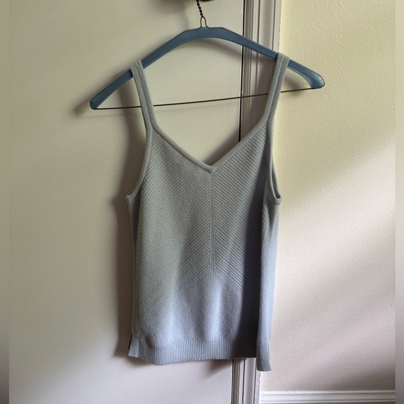 Club Monaco cashmere tank top NWT light blue xs - Picture 2 of 3